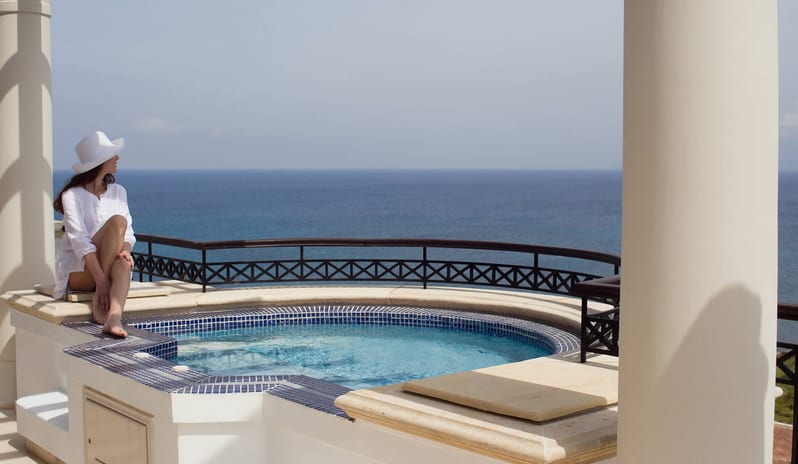 Anassa-Adonis Aphrodite Suite with Outdoor Whirpool 3_11047